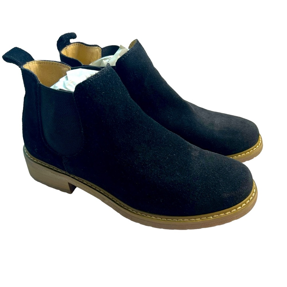 Emu Australia Size W9/M8 Pinaroo Black Suede Chelsea Boot